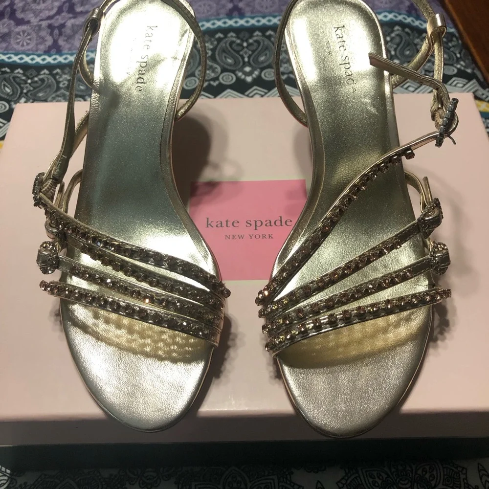 NWOT Kate Spade Sandals - Picture 2 of 5